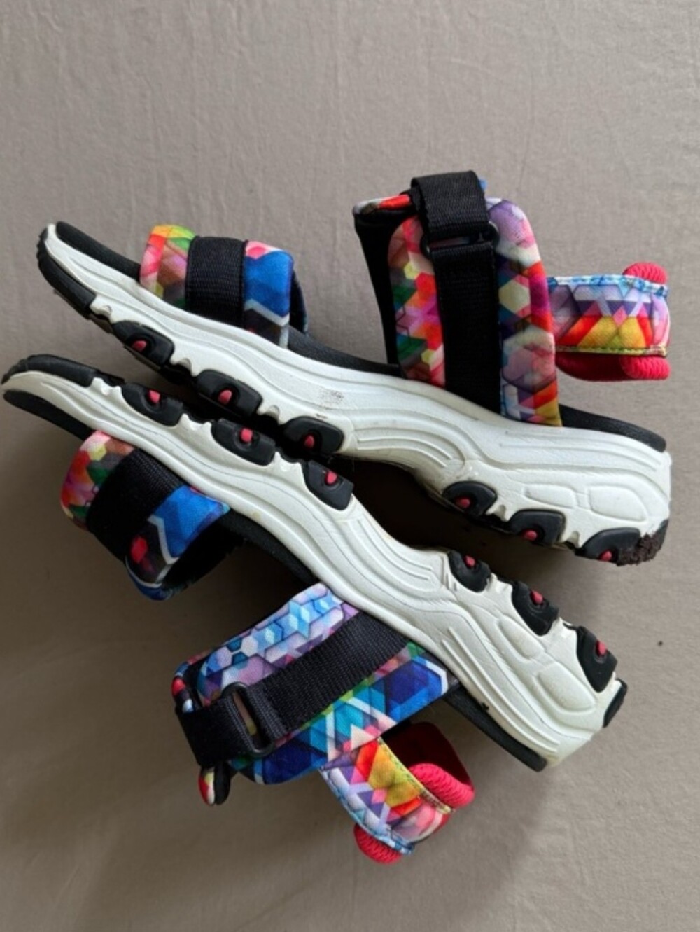 Skechers Women’s Multicolor Trail Sport Sandals Size 7 - Picture 2 of 9